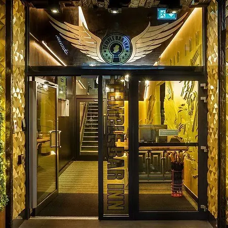 圣殿酒吧酒店