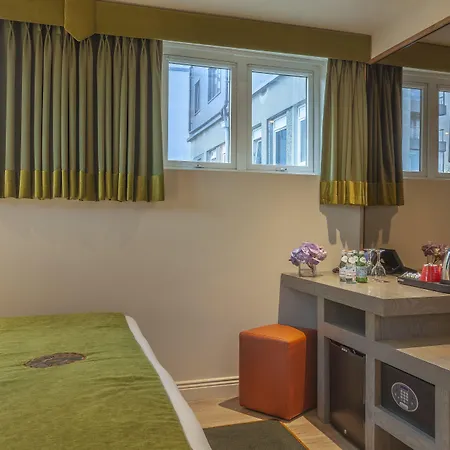 Temple Bar Hotel Dublin