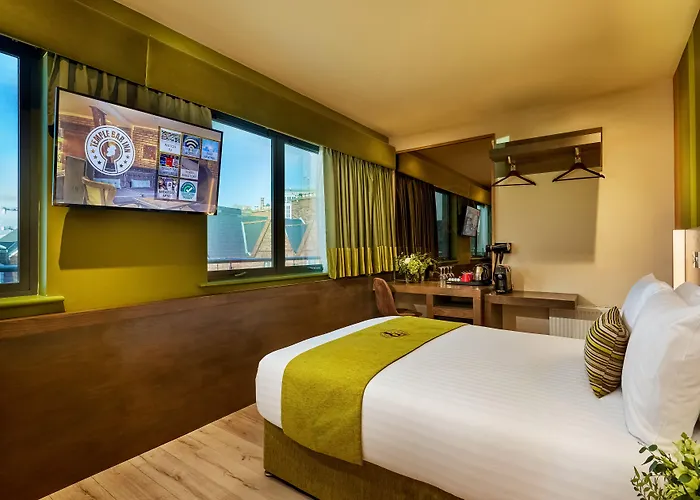 テンプルバーイン 3*