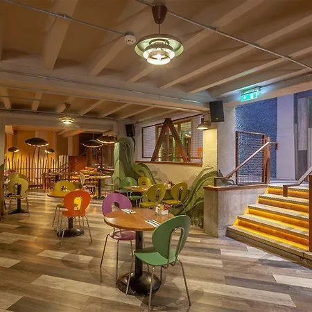 Temple Bar Отель 3*